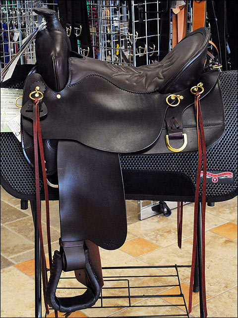 Tucker High Plains Brown Western Trail Saddle